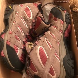 Merrell Moab 2 Mid Hiking Boots